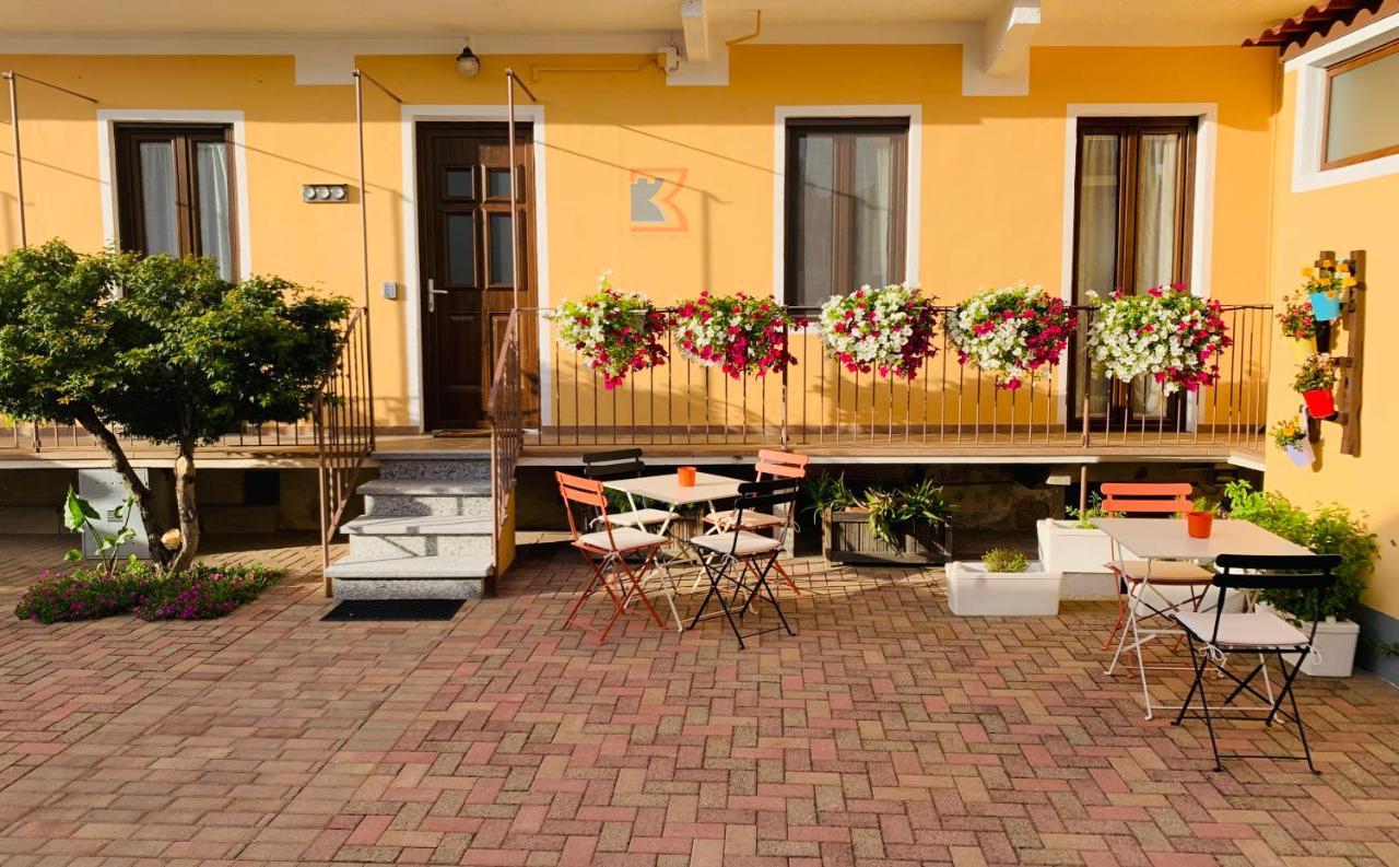 Bb Borgo Biella Bed & Breakfast Candelo Exterior photo